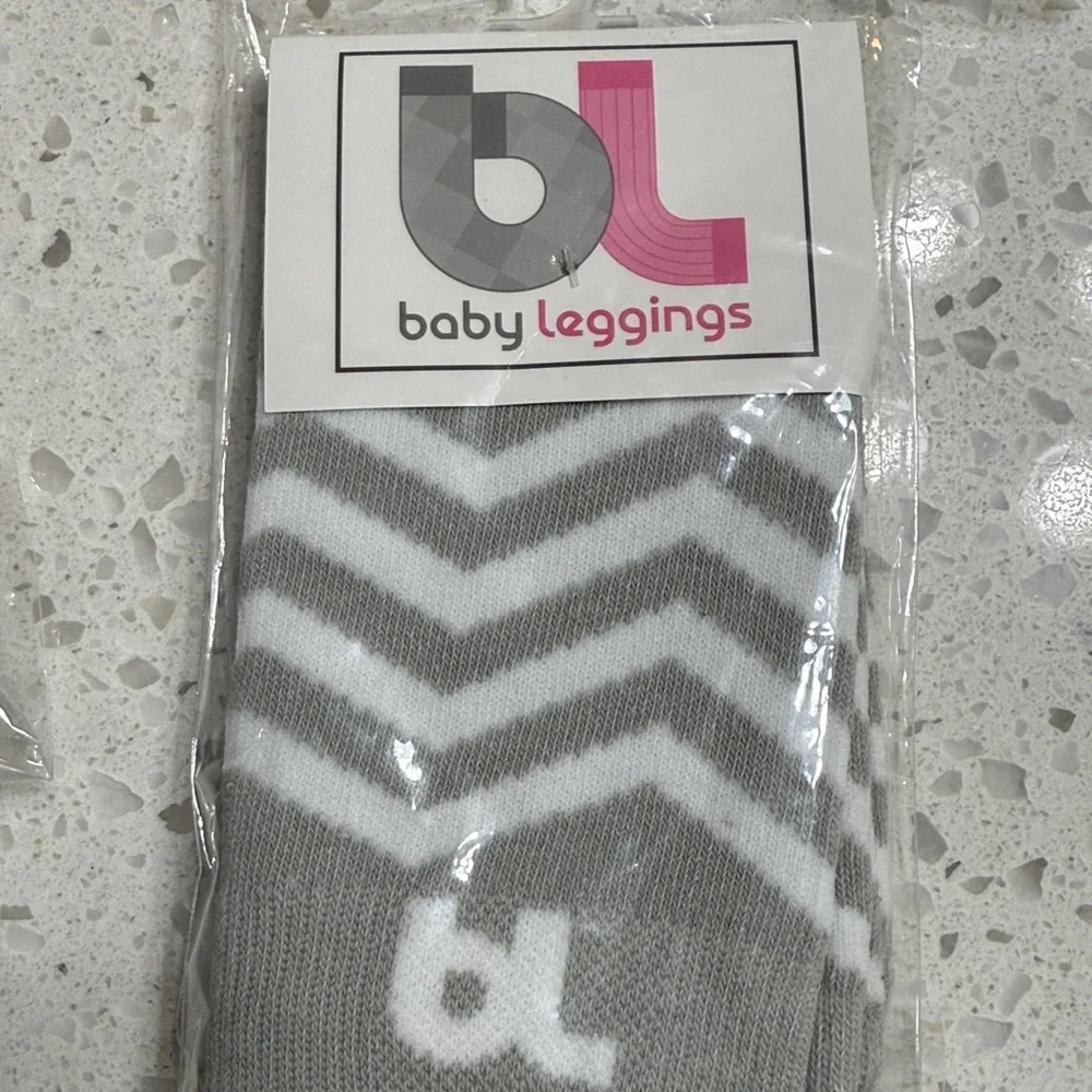Baby‎ Leggings Socks NEW 4 pairs - Black, Yellow, Gray Patterns unisex gift
